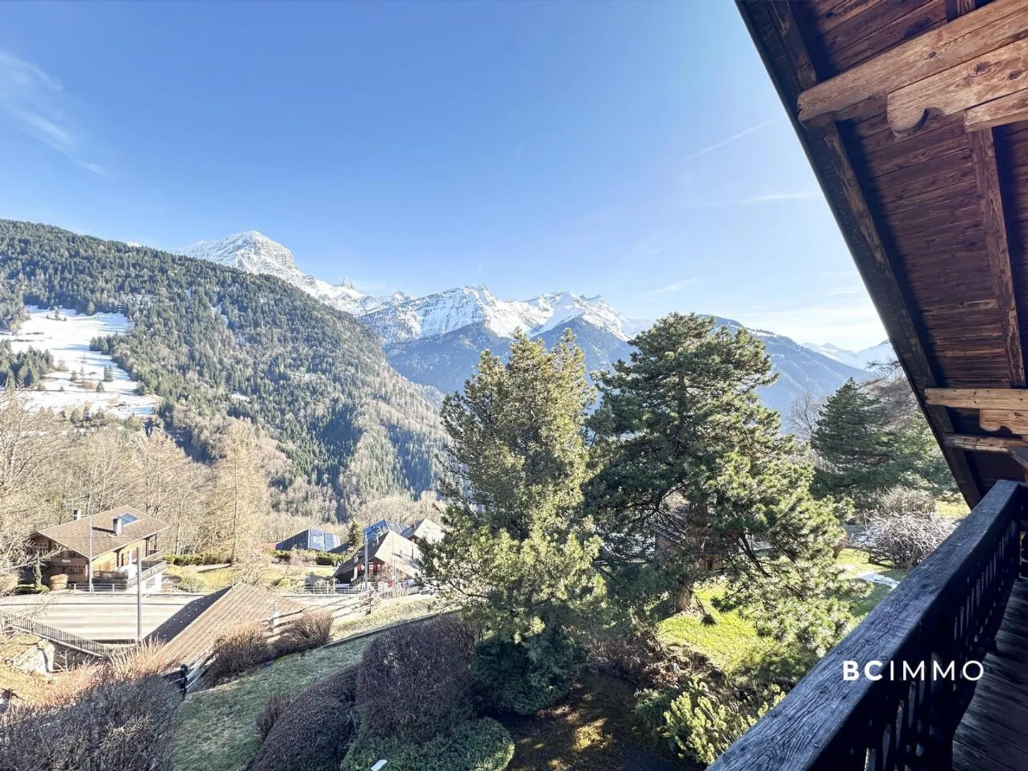 Großes Chalet mit 4 Wohnungen - Foto 10 von 10