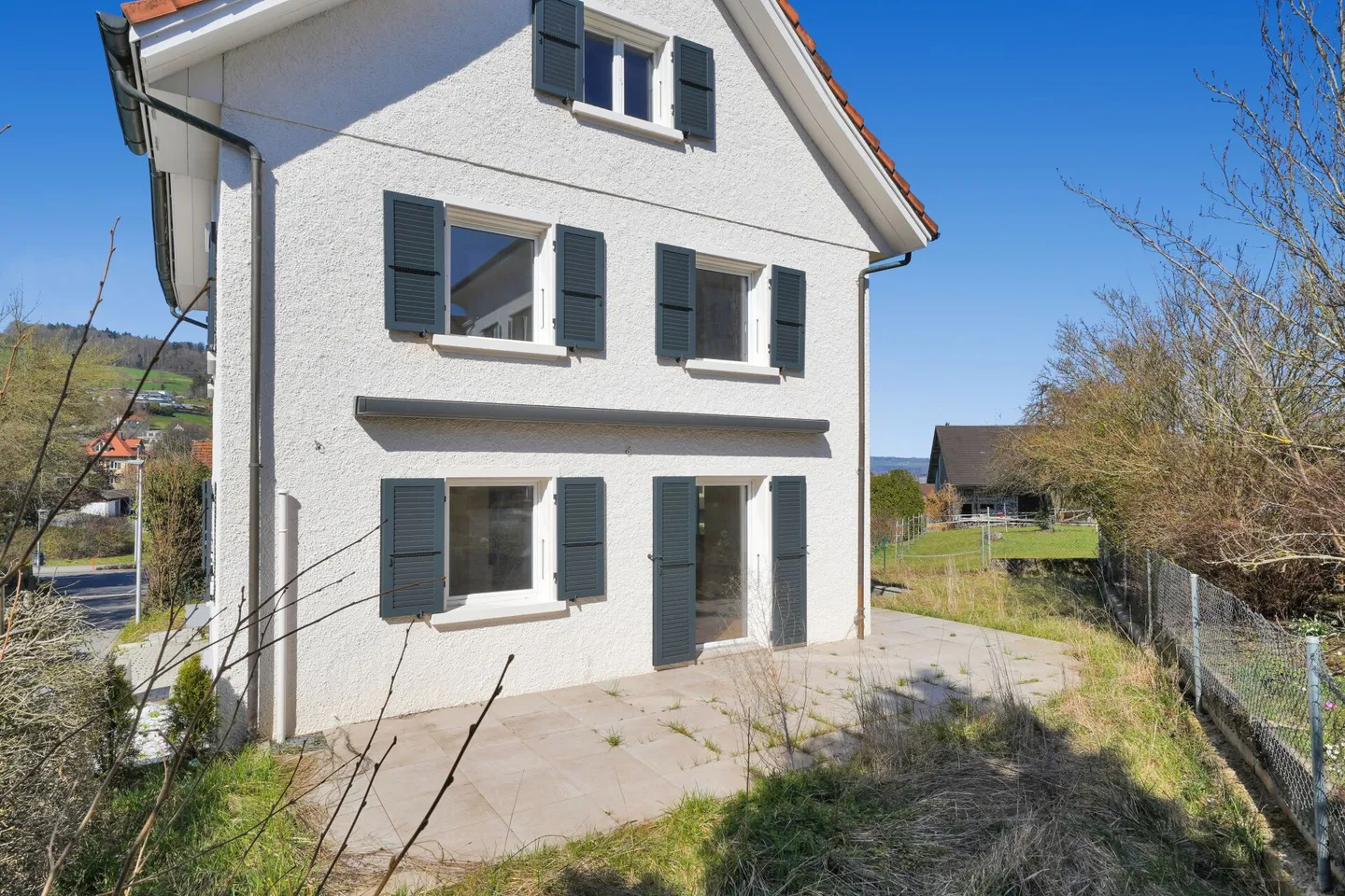 Casa unifamiliare ristrutturata di 6,5 stanze con cucina gratuita - Foto 11 di 13