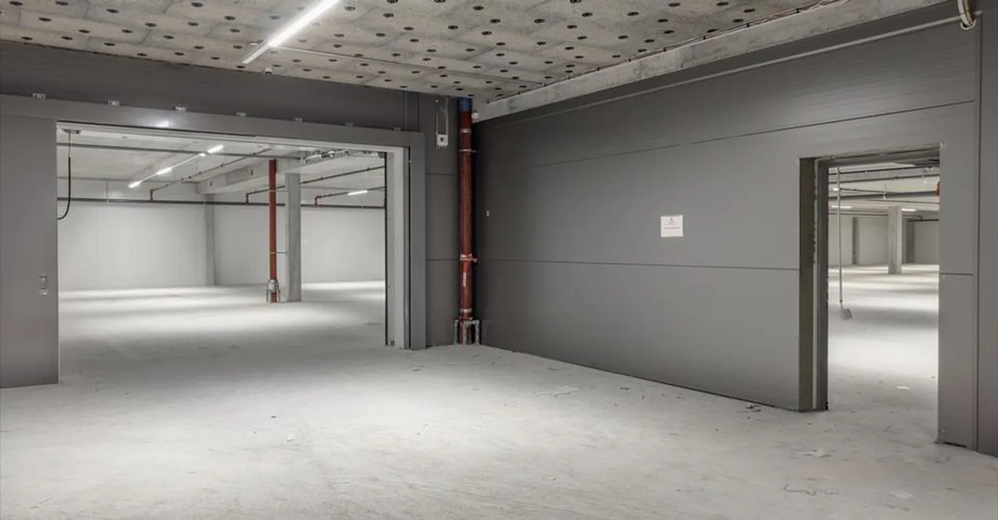 Mischgenutztes Gebäude mieten - Foto 1 von 13