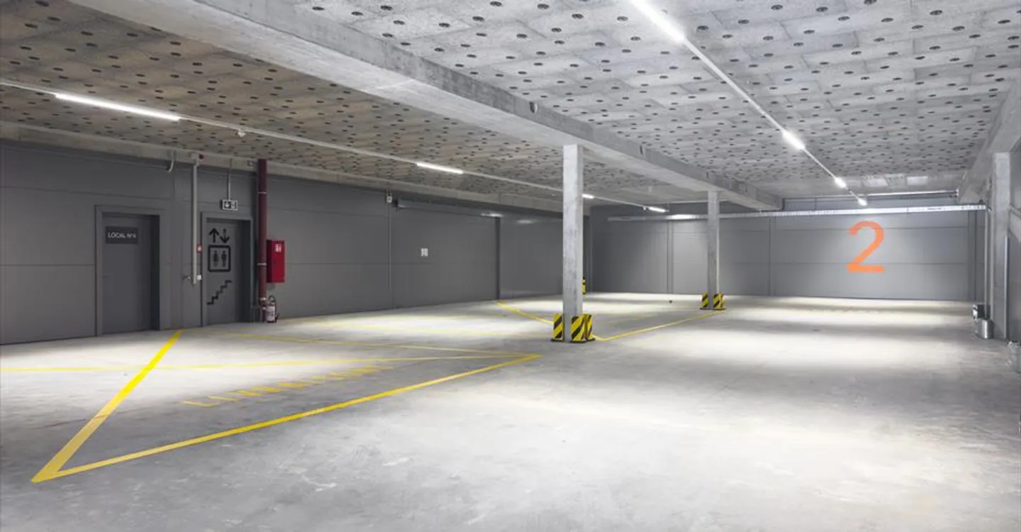 Mischgenutztes Gebäude mieten - Foto 9 von 13