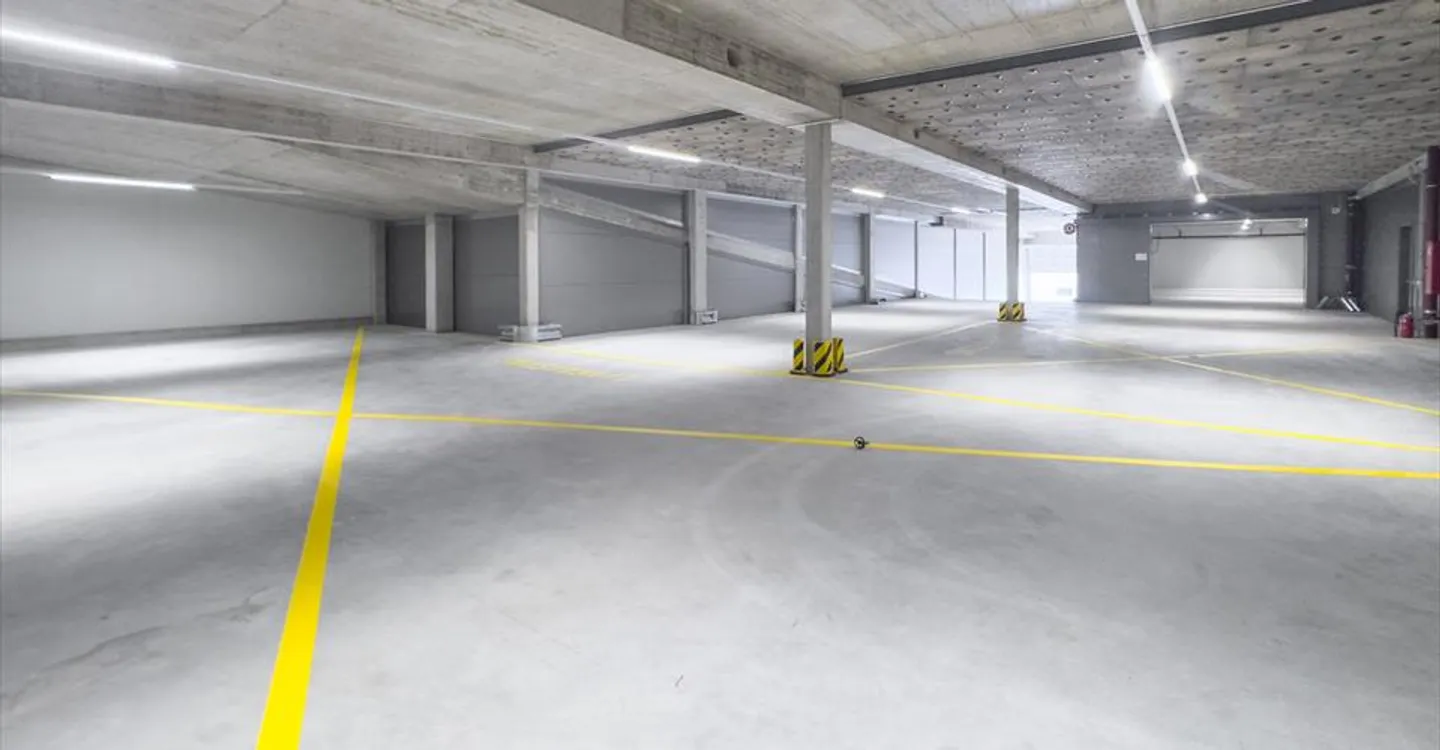 Mischgenutztes Gebäude mieten - Foto 13 von 13