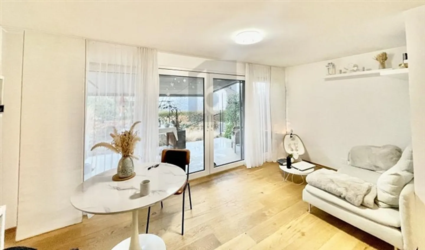 BEAU, SPACIEUX ET LUMINEUX - Photo 4 sur 6