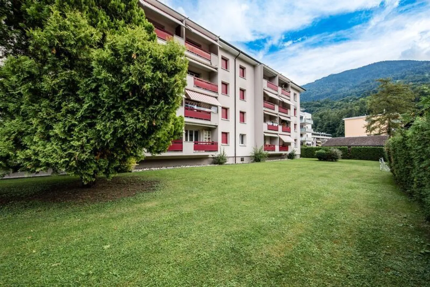 Appartement idéal pour famille - Photo 2 sur 2