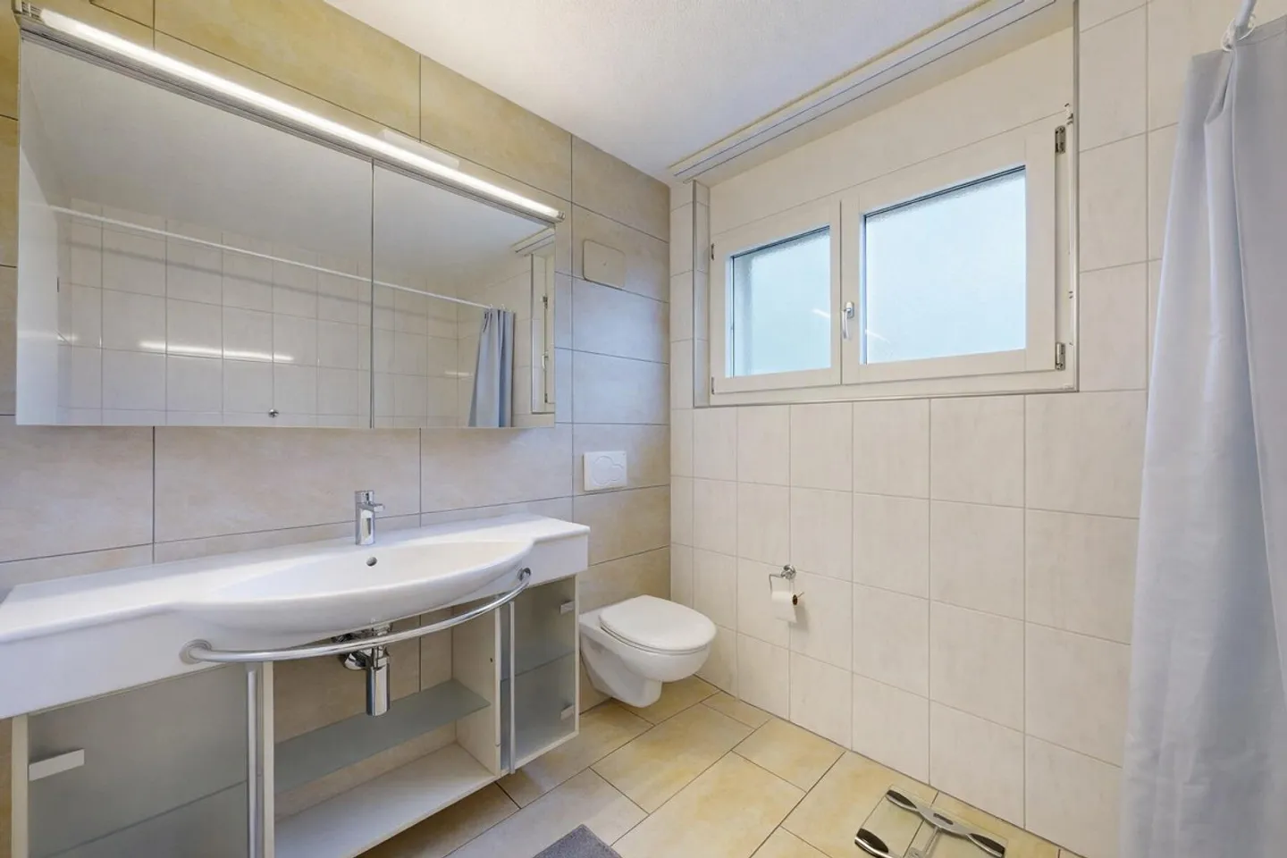 Appartamento 5.5 con 144 mq di superficie abitabile netta e 22 mq di loggia - Foto 4 di 13