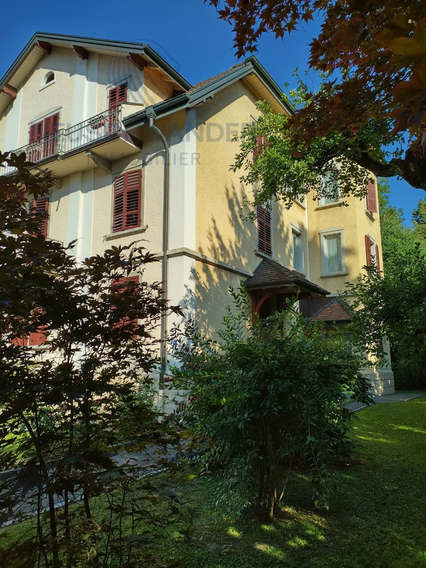 Apartment for rent - Photo 1 of 28