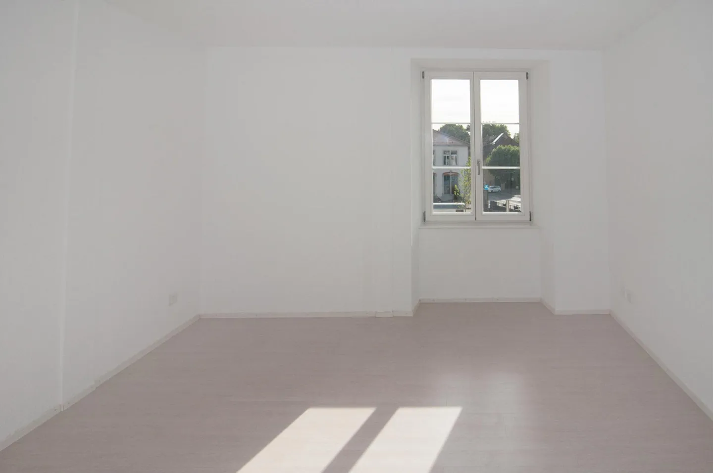 3 Room Apartment - Photo 10 of 11