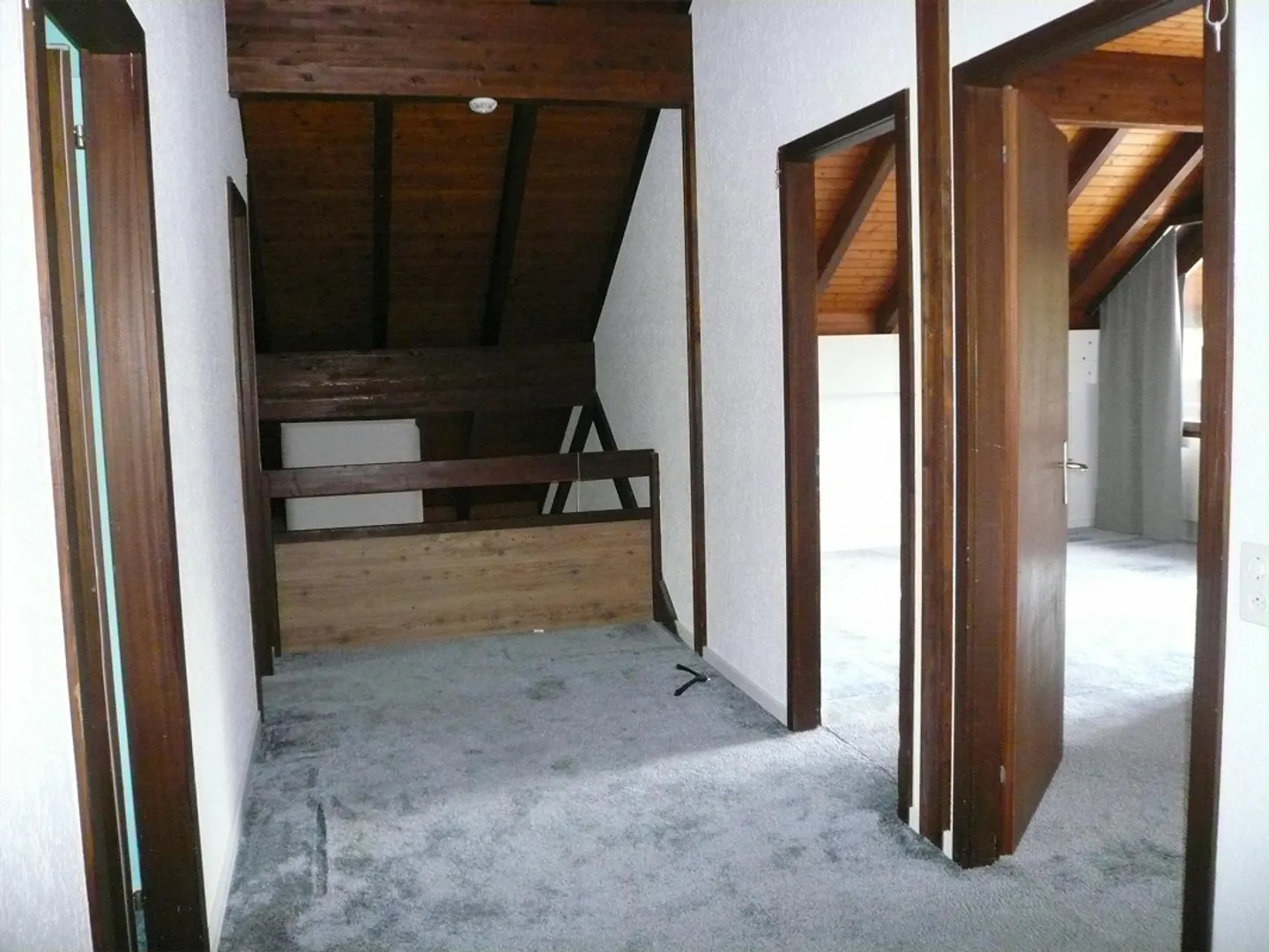 Affitto temporaneo di una casa unifamiliare con grande giardino - Foto 7 di 8