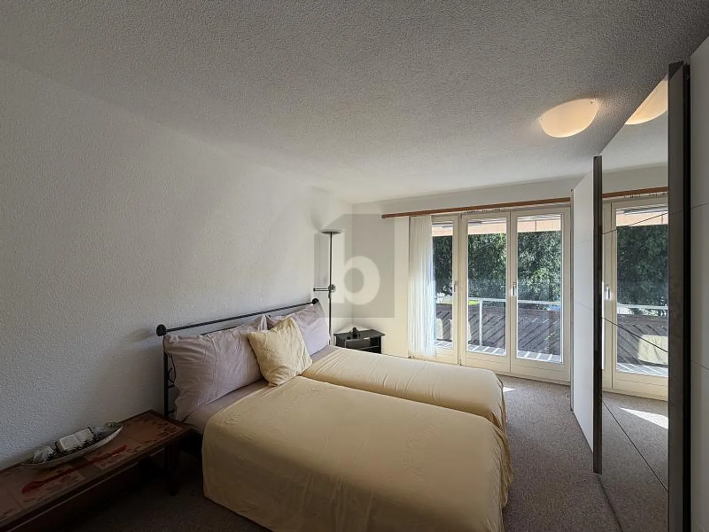 Charming Living in Prime Location - Photo 3 of 6