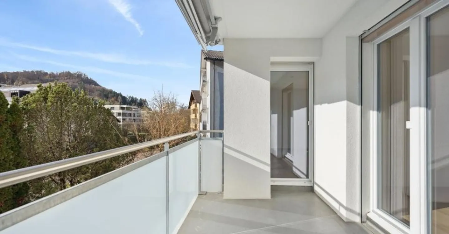 Large, bright apartment for rent in Thürnen! - Photo 2 of 8