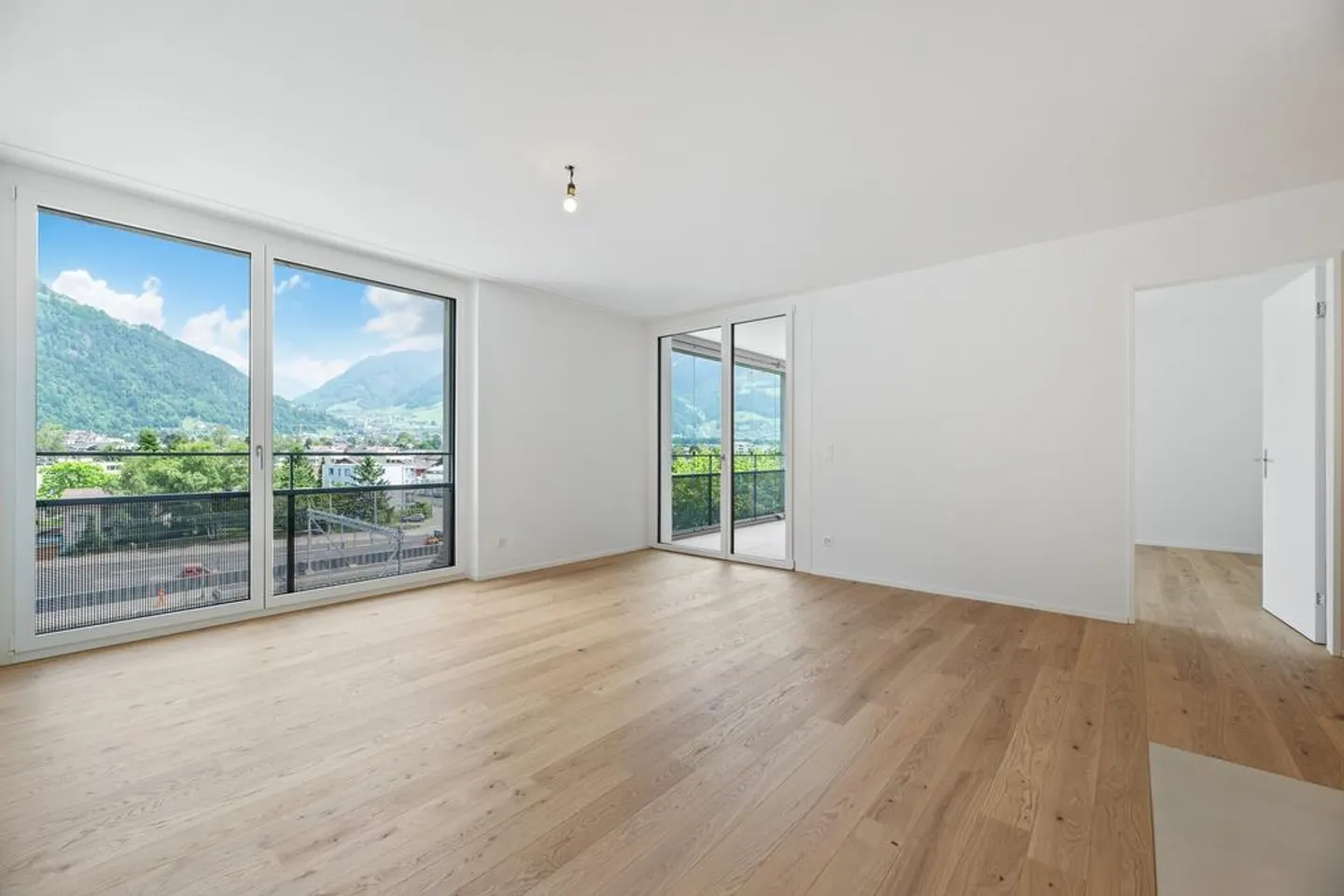 Vivere attraente presso la nuova stazione cantonale - Foto 4 di 10