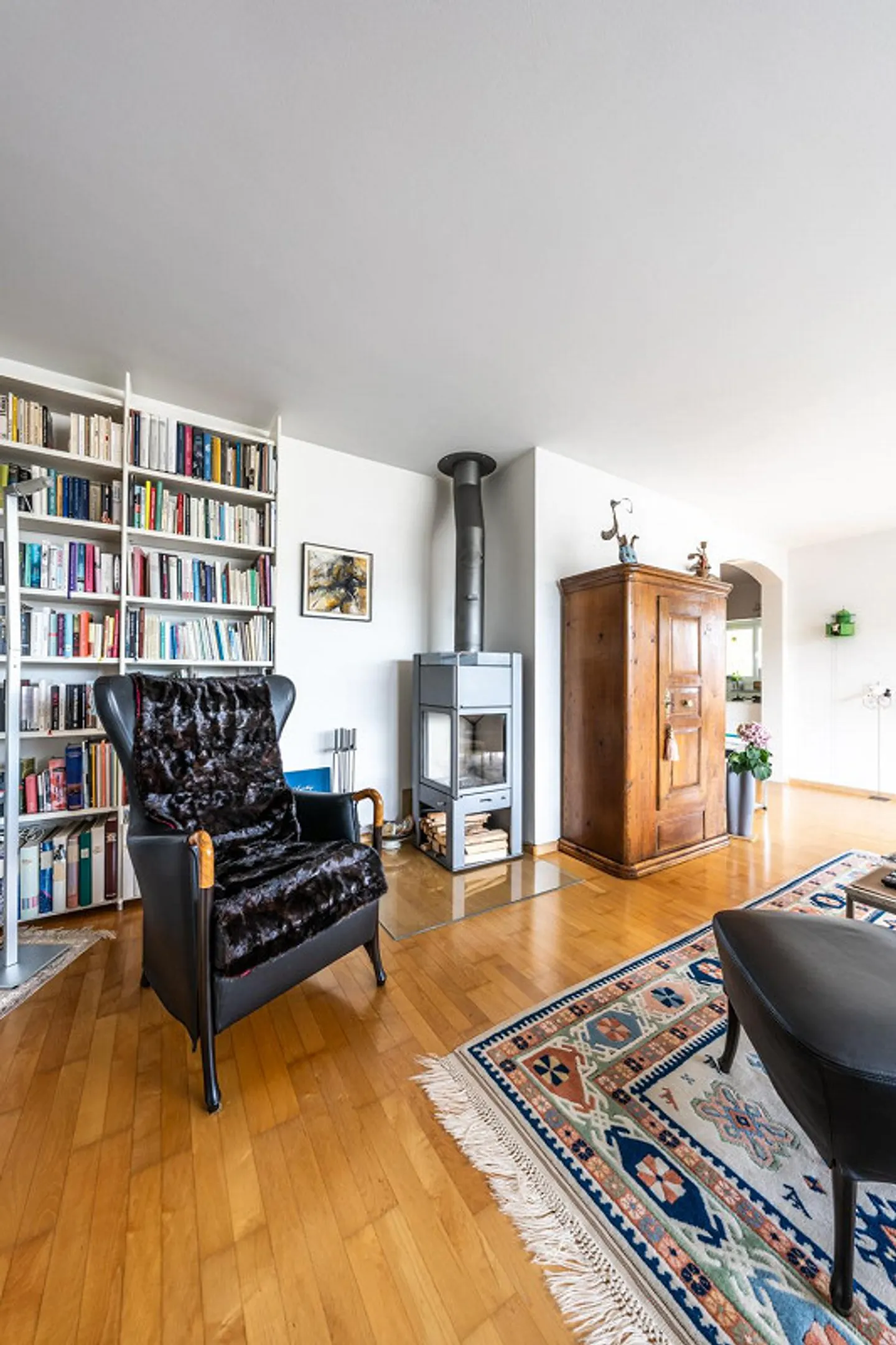 Helle Wohnung mit atemberaubendem Blick - Foto 3 von 29