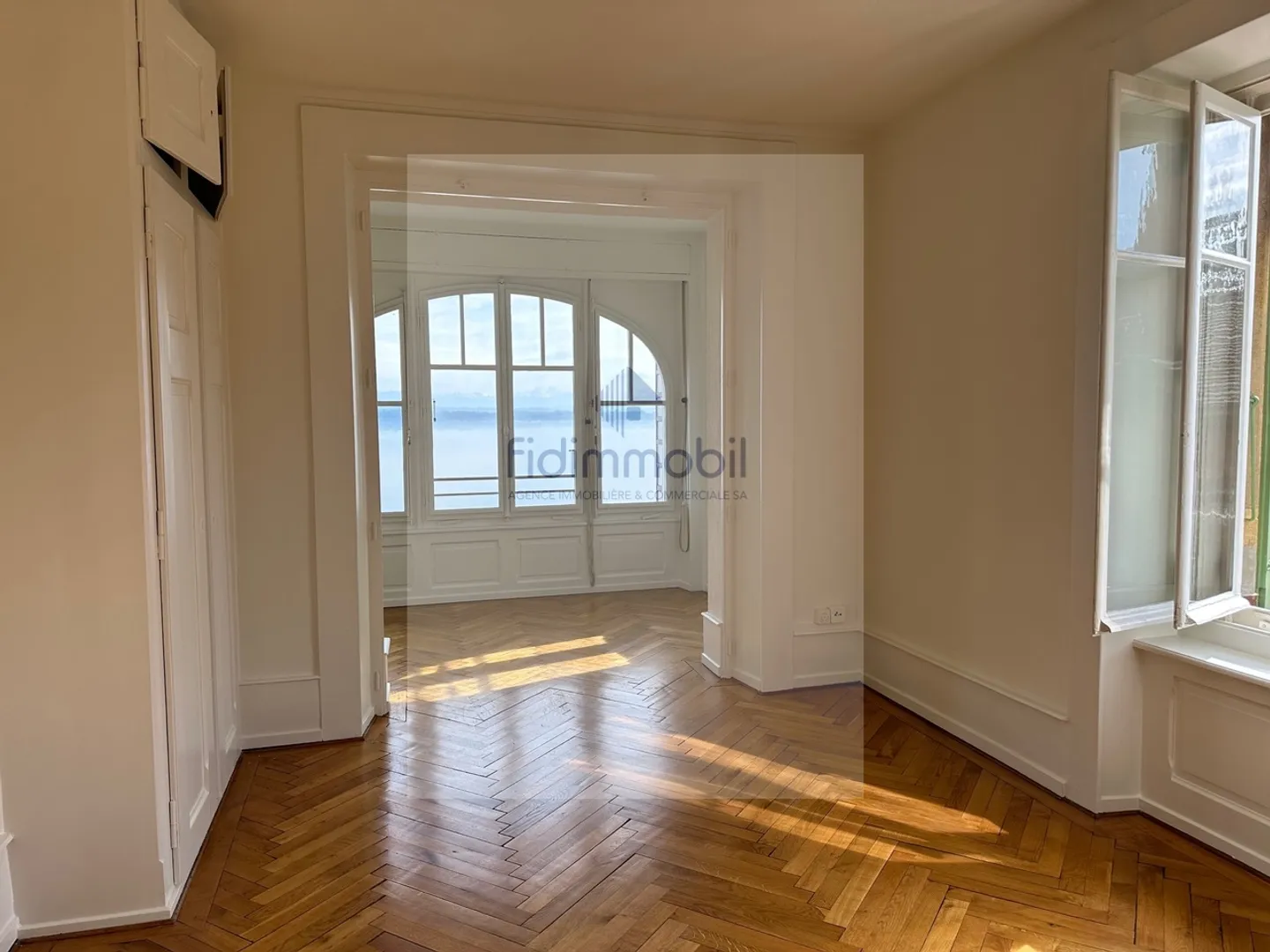 Beautiful apartment with breathtaking views - Photo 4 of 9