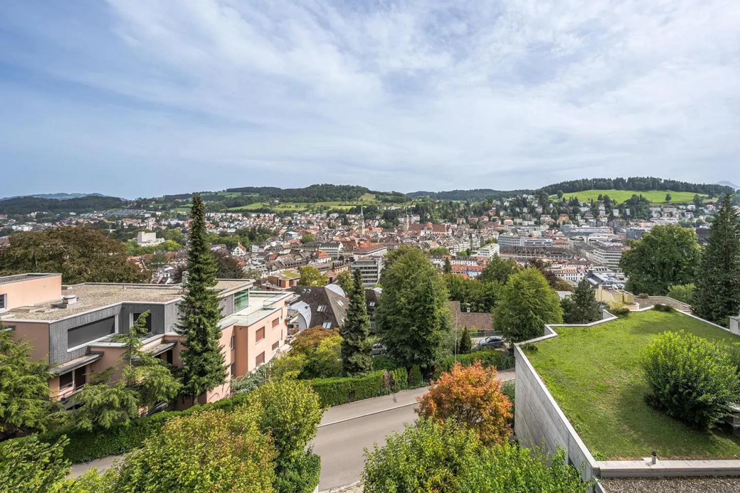 Helle Wohnung mit atemberaubendem Blick - Foto 10 von 29