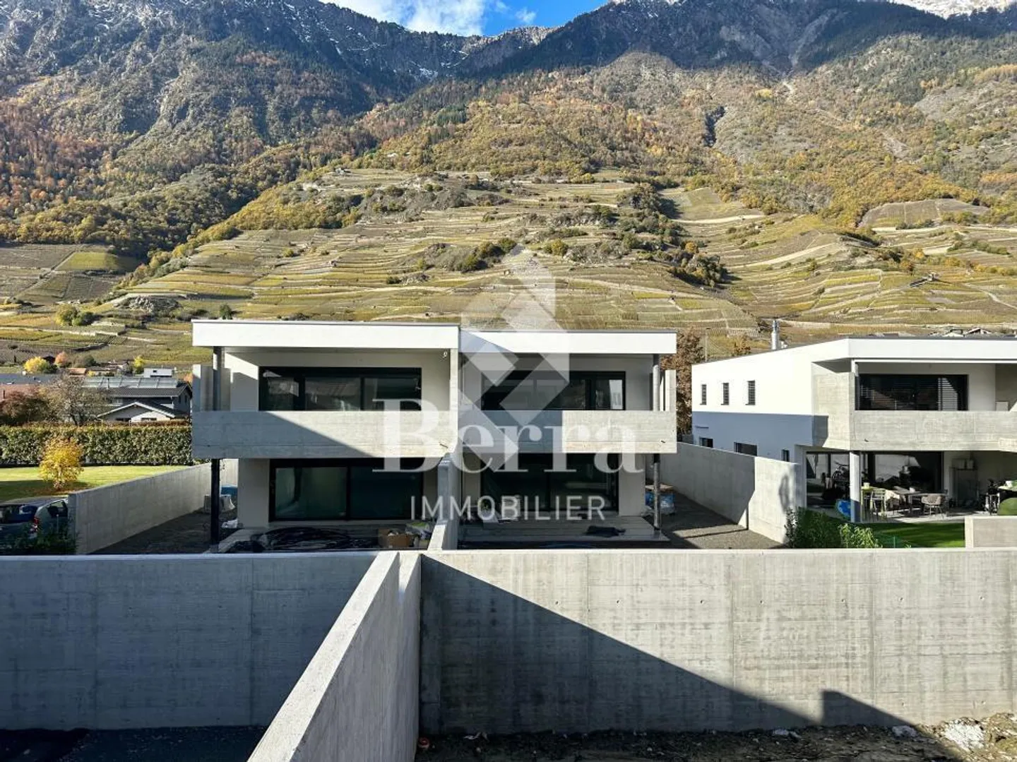 Villas Modernes en Emplacement Ensoleillé - Photo 4 sur 13