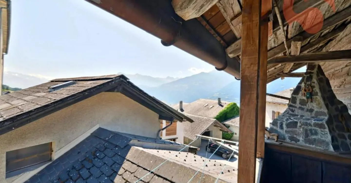 Autentica casa di villaggio con grande potenziale, garage e carnotzet - Foto 11 di 12