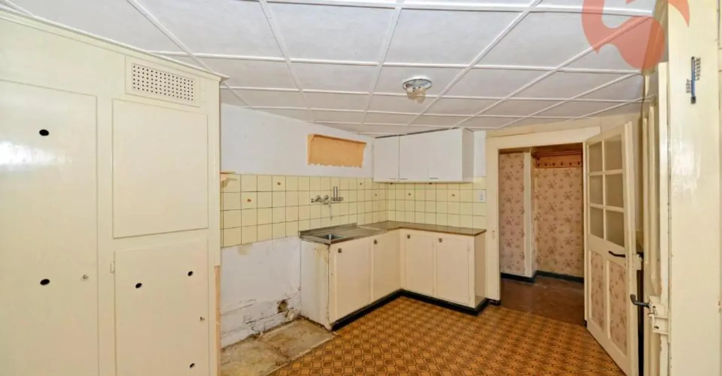 Autentica casa di villaggio con grande potenziale, garage e carnotzet - Foto 4 di 12