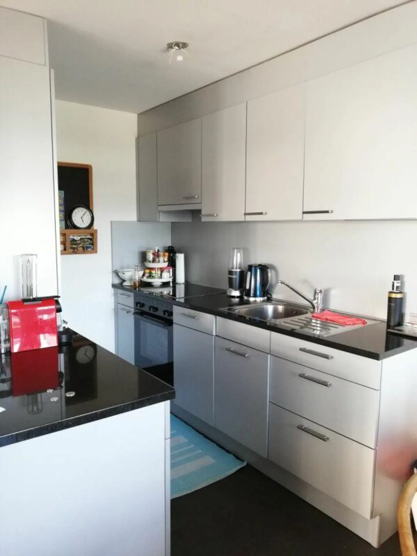 Ottimo appartamento di 2,5 stanze in centro - Foto 2 di 9