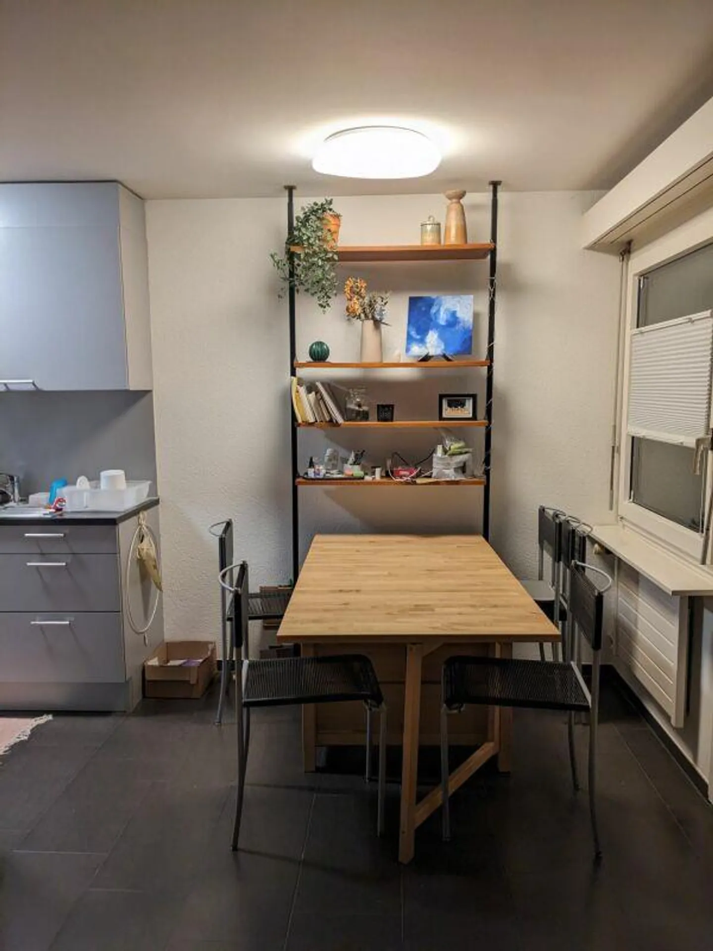 Ottimo appartamento di 2,5 stanze in centro - Foto 3 di 9