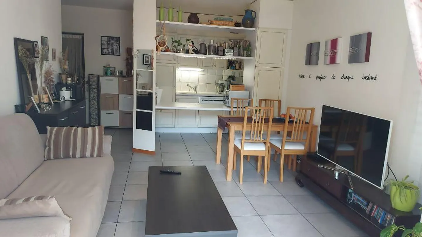Appartamento Incantevole con Terrazza - Foto 3 di 9