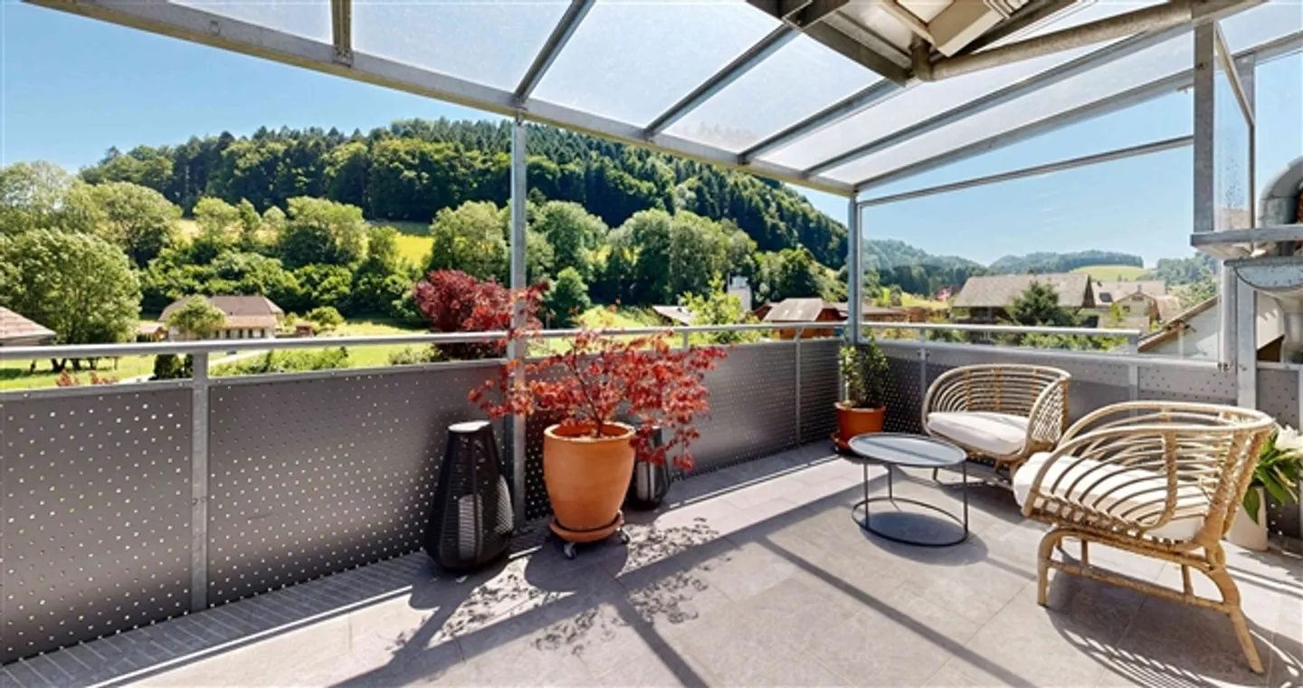 Im schönschte Egge vo Oberburg ä top-moderni Wohnig , wo mängs Eifamiliehuus i Schatte stöut - Foto 10 von 20