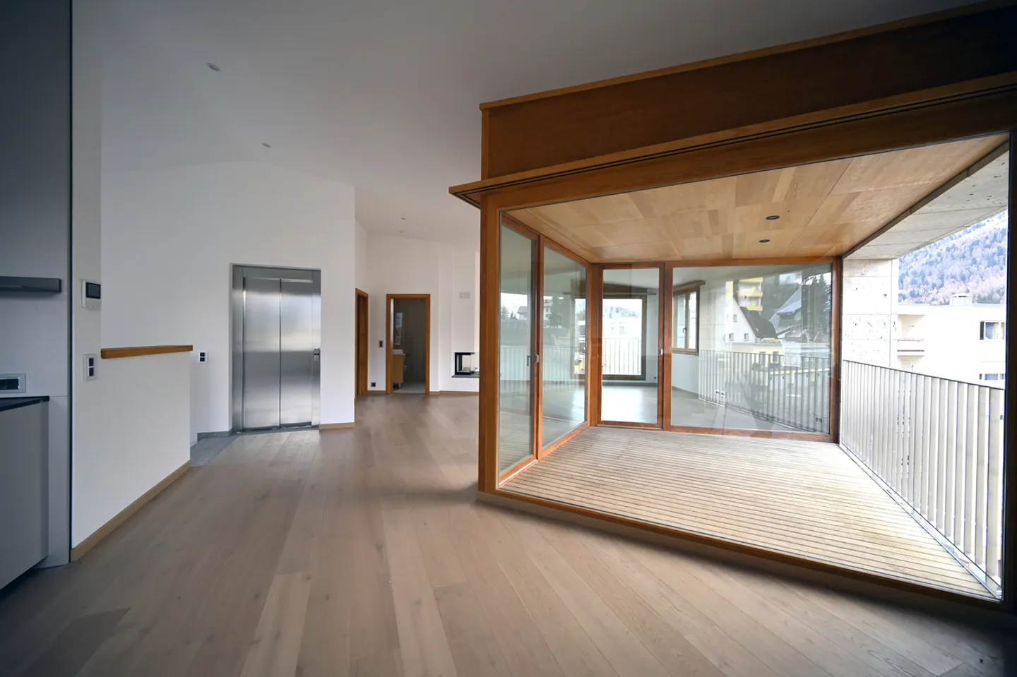 Elegantes Chalet in St. Moritz - Foto 2 von 10