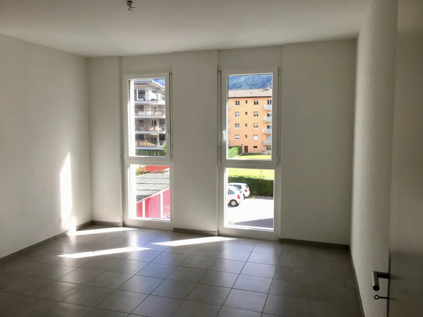 Spacious 3.5-room apartment on the 2nd floor - Photo 4 of 7
