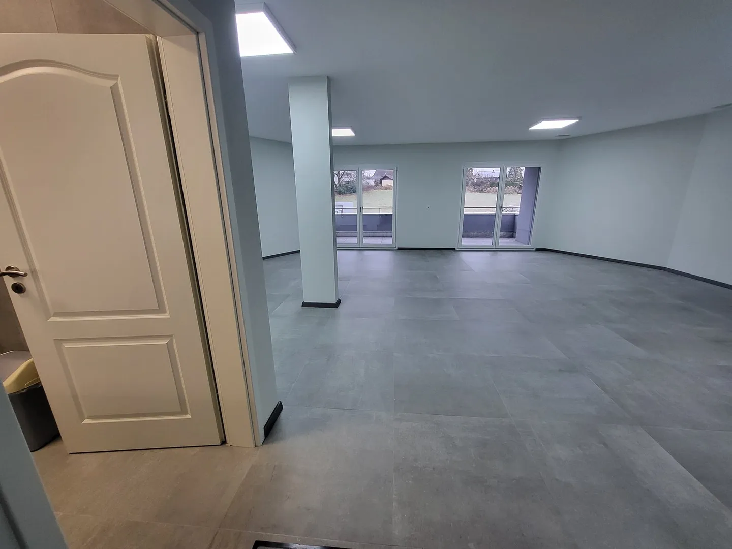 Office space for rent, 15 minutes from Freiburg - Photo 4 of 5