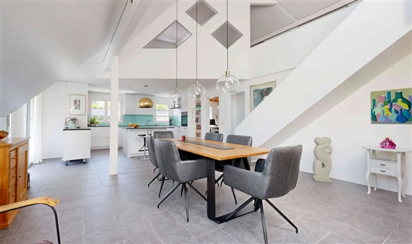 Im schönschte Egge vo Oberburg ä top-moderni Wohnig , wo mängs Eifamiliehuus i Schatte stöut - Foto 12 von 20