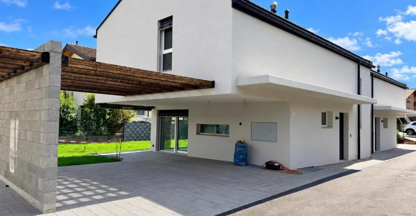 Very beautiful new 4.5-room villa in Bramois - Photo 1 of 13