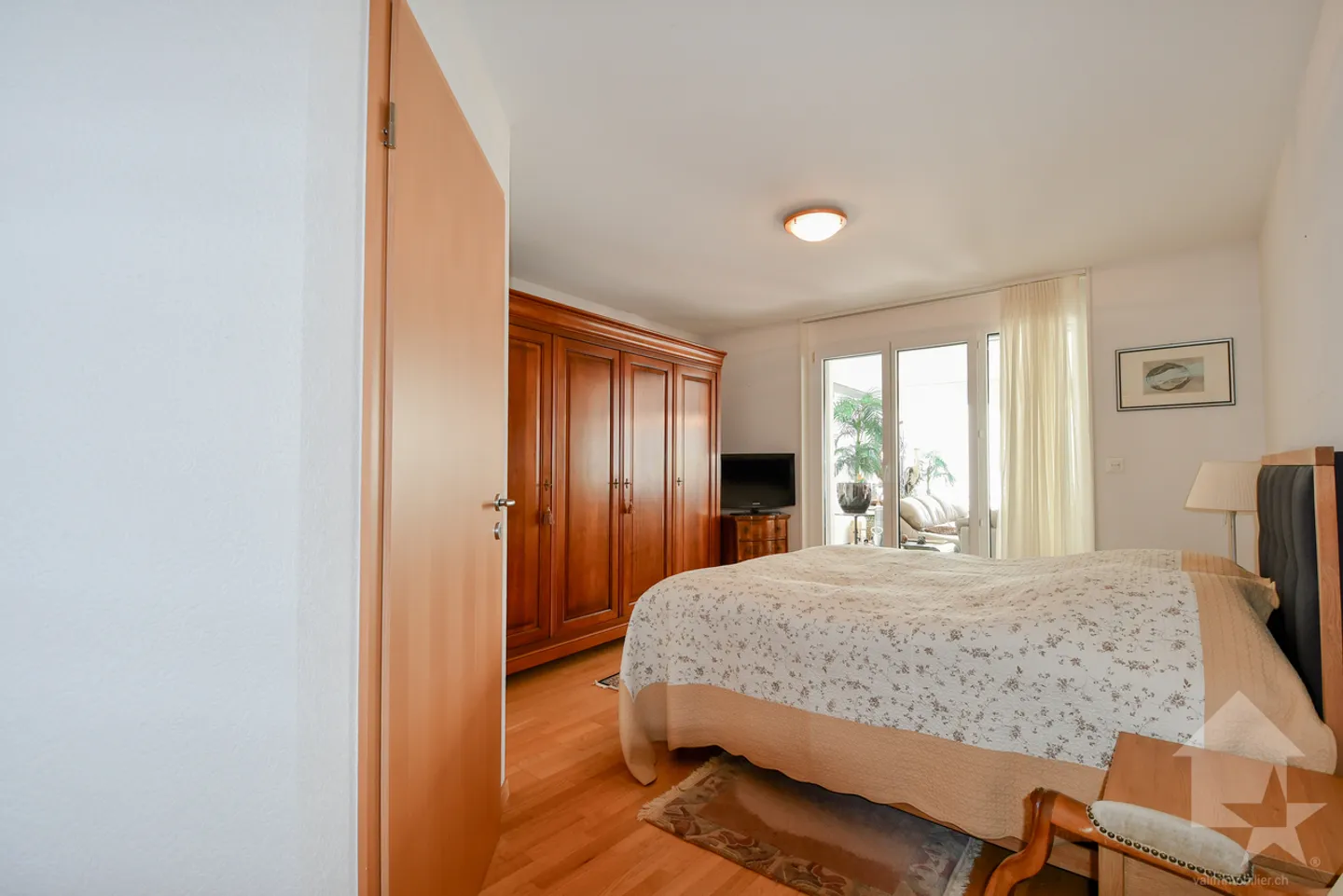 „Wunderschöne Wohnung im Zentrum von Fully“ - Foto 3 von 16
