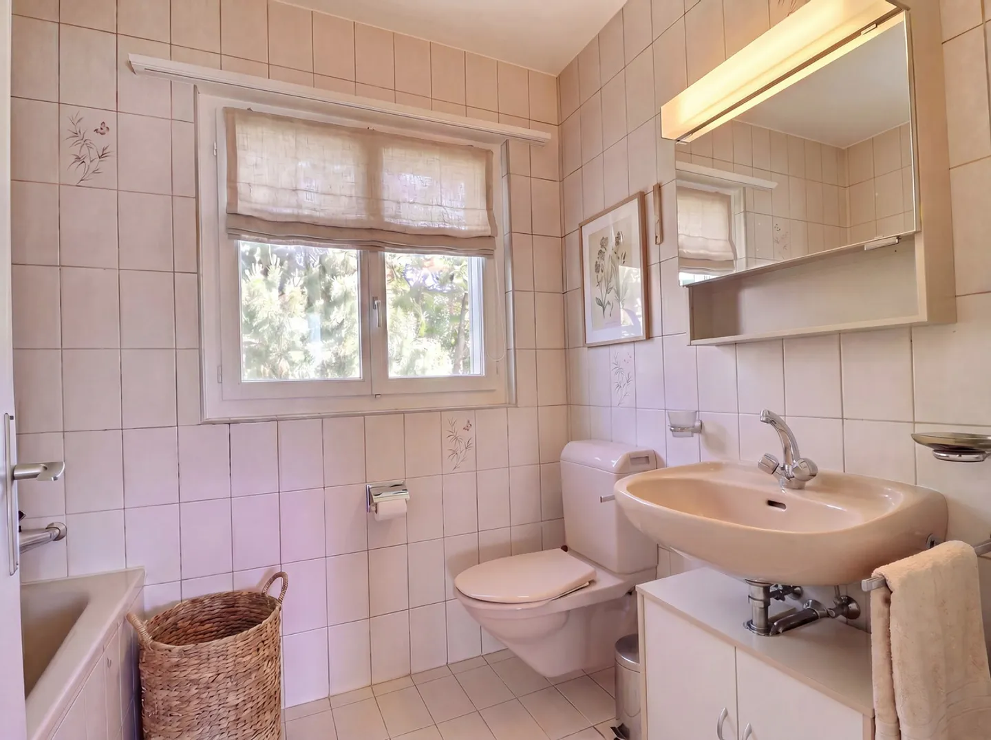 Charming house with two apartments of 3.5 p and 2.5 p - Photo 9 of 11