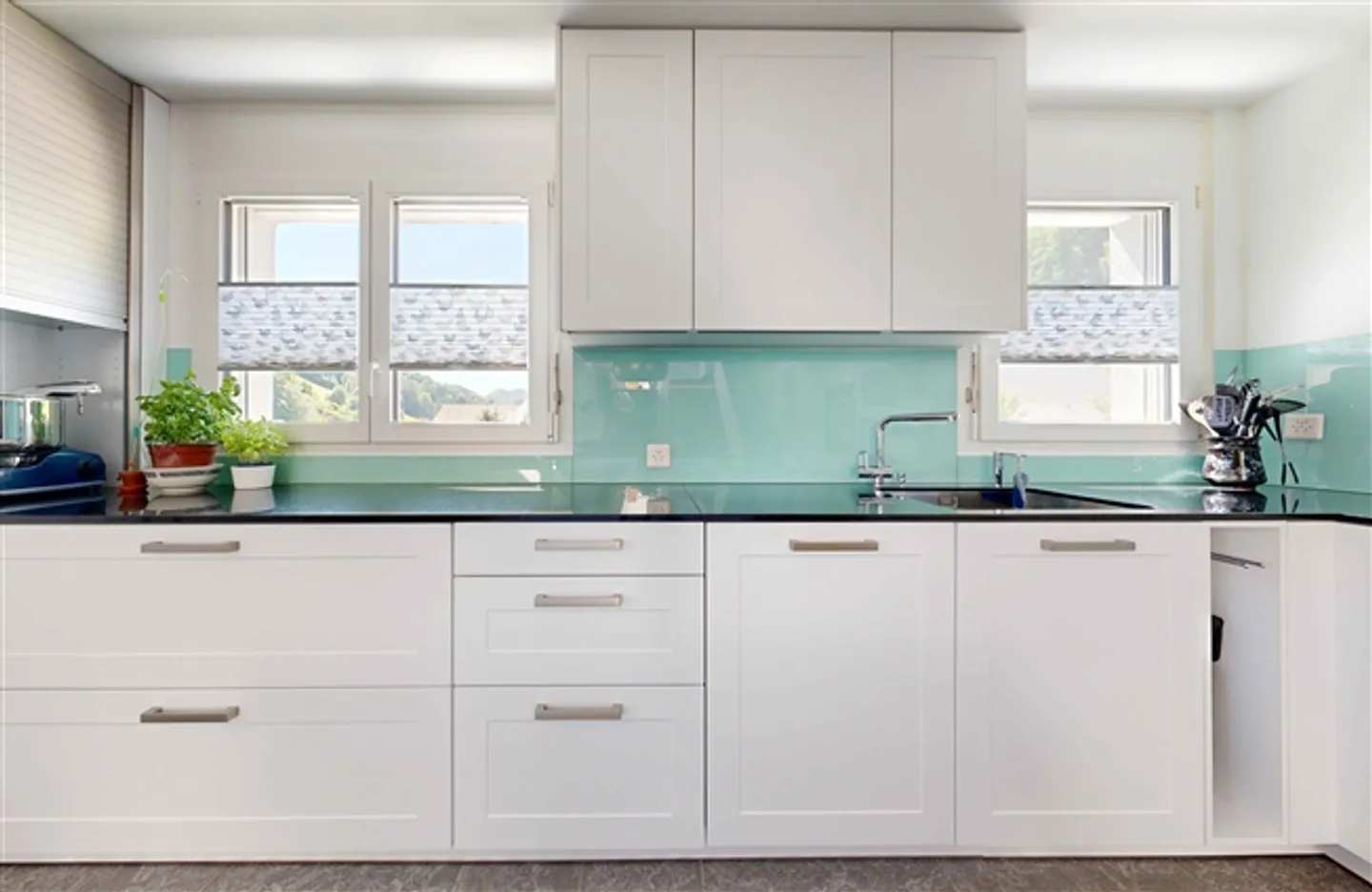 Im schönschte Egge vo Oberburg ä top-moderni Wohnig , wo mängs Eifamiliehuus i Schatte stöut - Foto 17 von 20