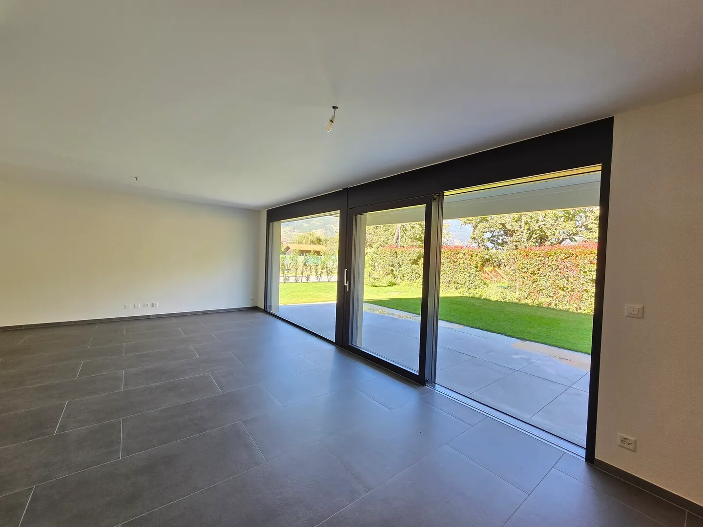 New Villa in Peaceful Guercet - Photo 8 of 13