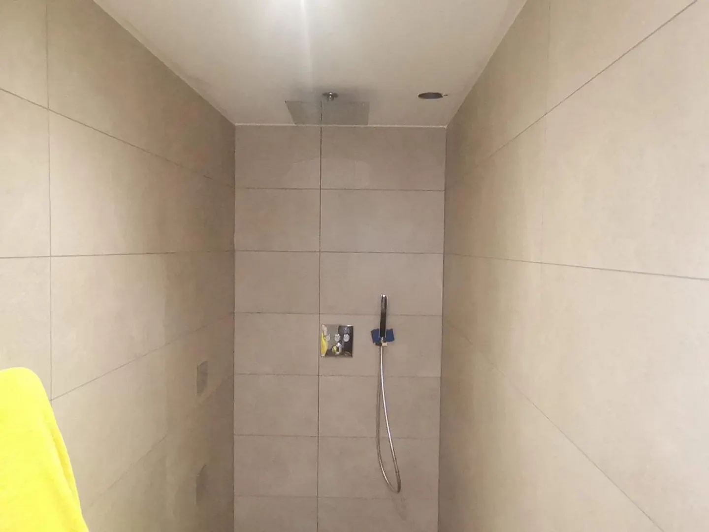 Appartement rénové au rez-de-chaussée - Photo 12 sur 13