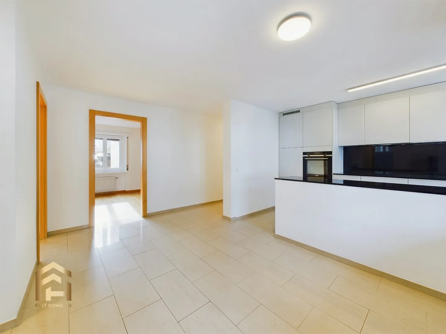 Charmante 4.5 Zimmer-Wohnung im Herzen von Naters - Photo 3 of 12