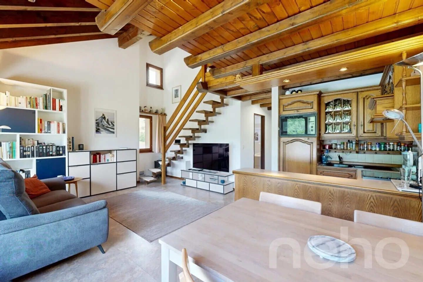 Charming 2.5-room duplex in a secondary residence in Lax (Valais) - Photo 8 of 12