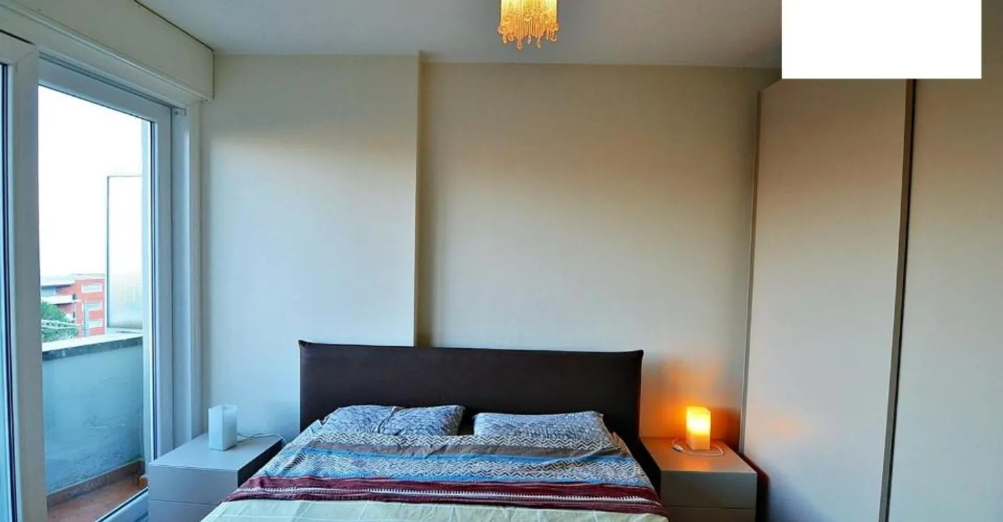Appartement rénové avec vue sur le lac - Photo 6 sur 12