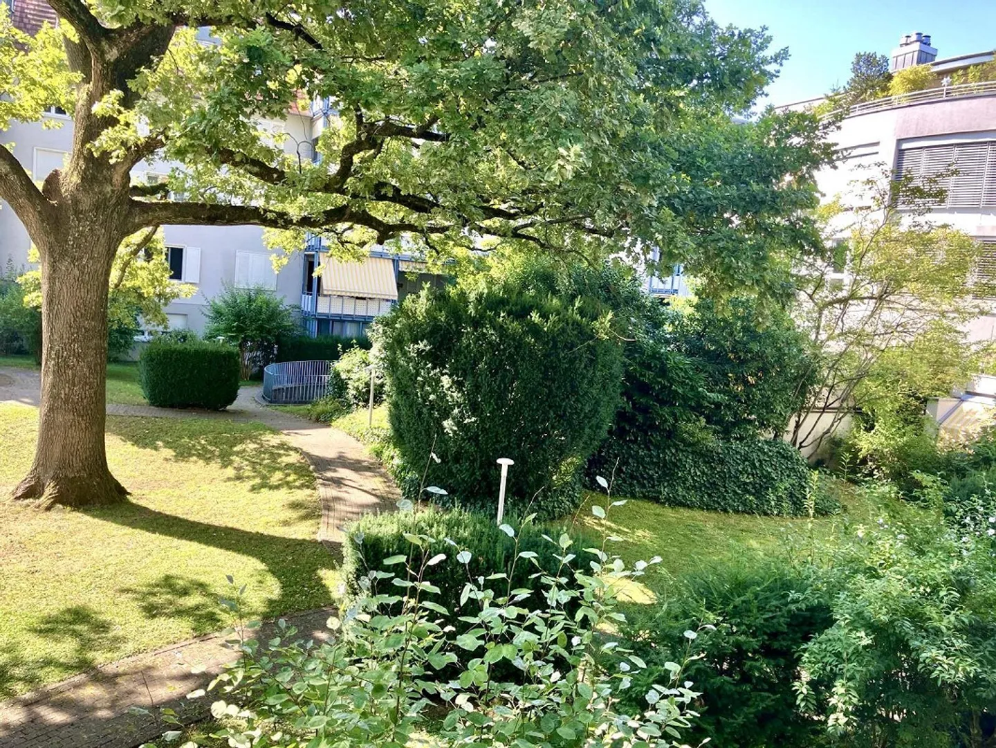 Quiet and centrally located with a view of greenery - Photo 1 of 6