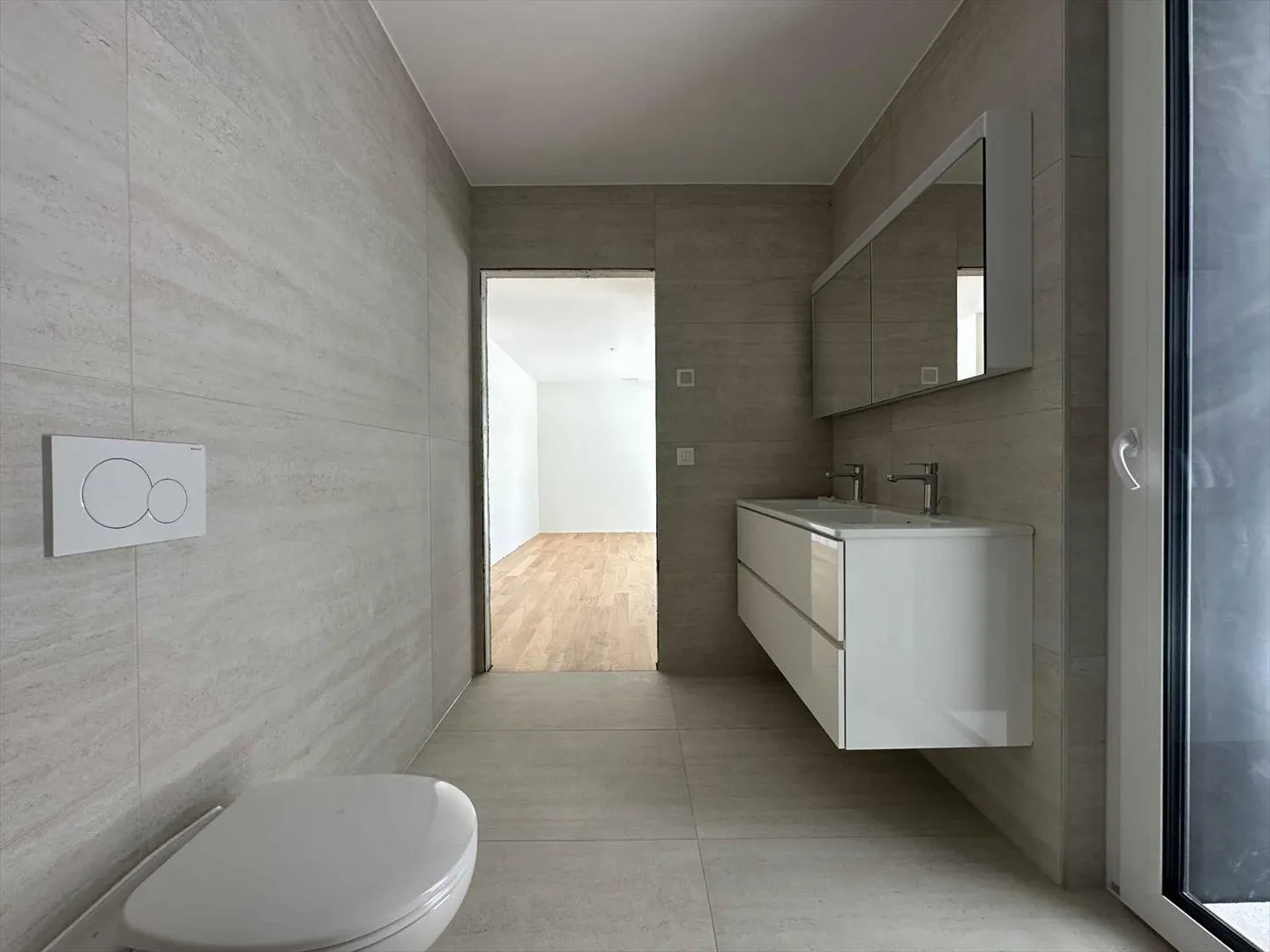 Lussuoso appartamento angolare di 4,5 stanze di 168m2 con terrazza di 117m2 al 2° piano - Foto 4 di 13