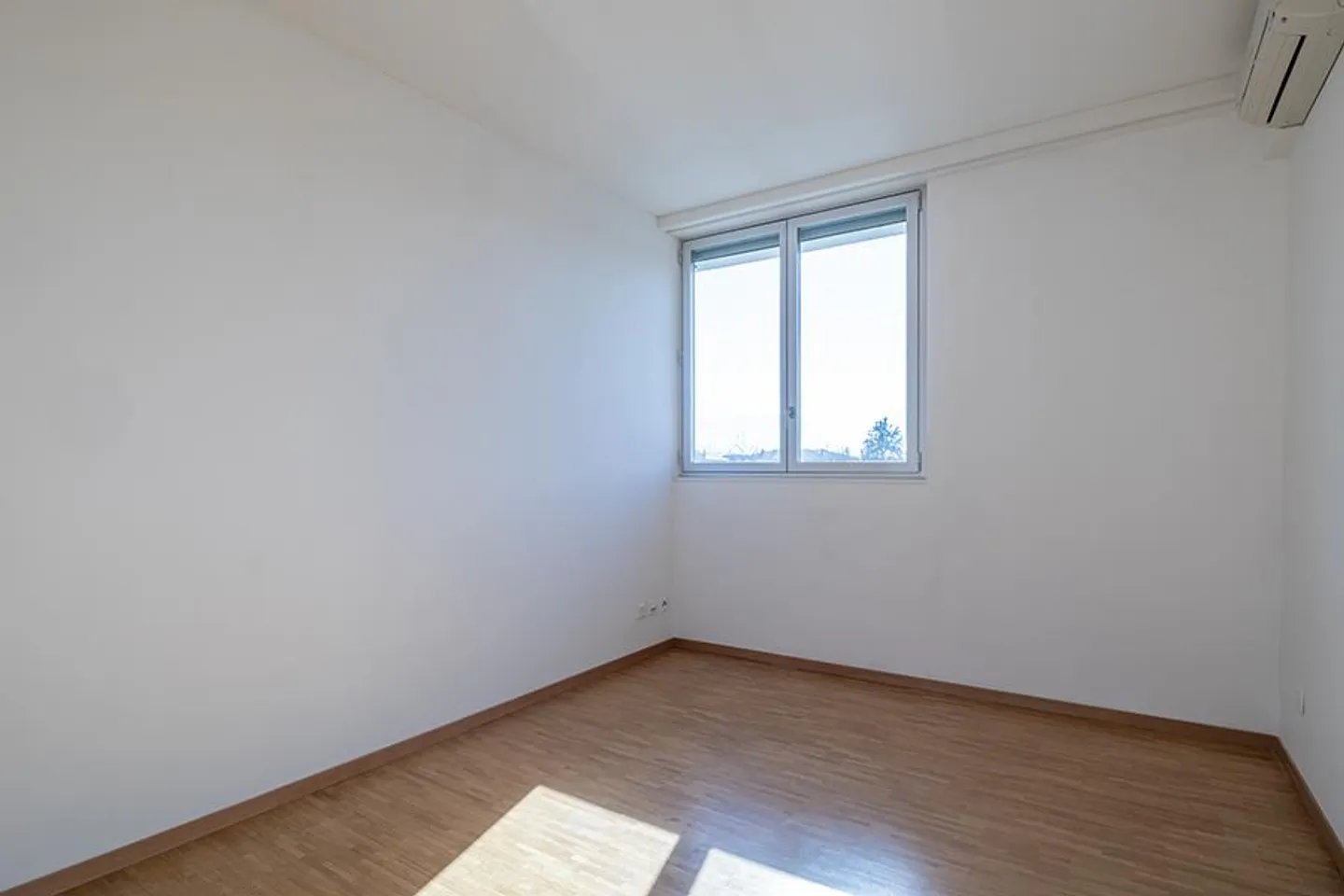 DUPLEX LUMINEUX À LUGANO - Photo 18 sur 19