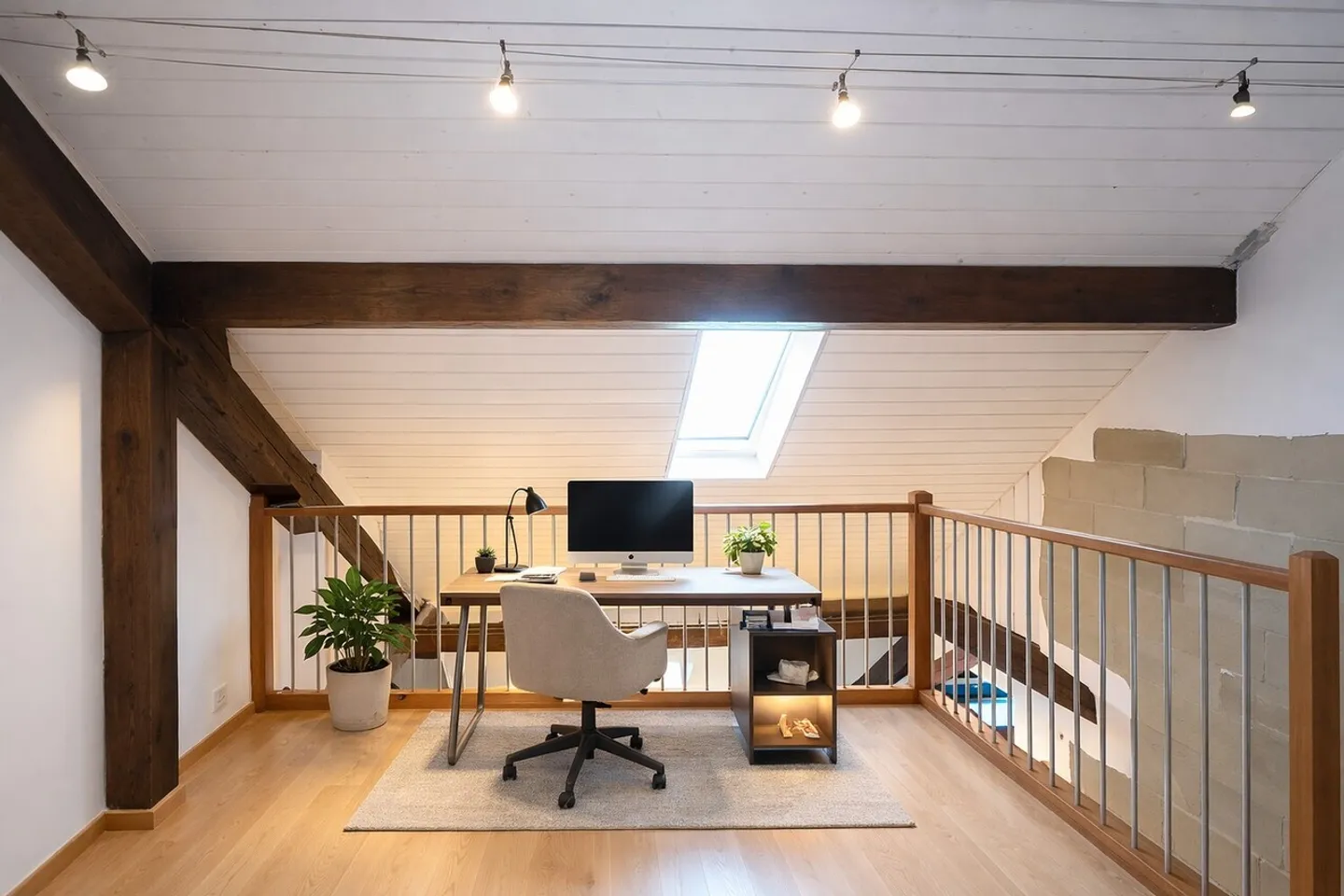 Incantevole duplex di 4,5 stanze con giardino - Foto 6 di 10