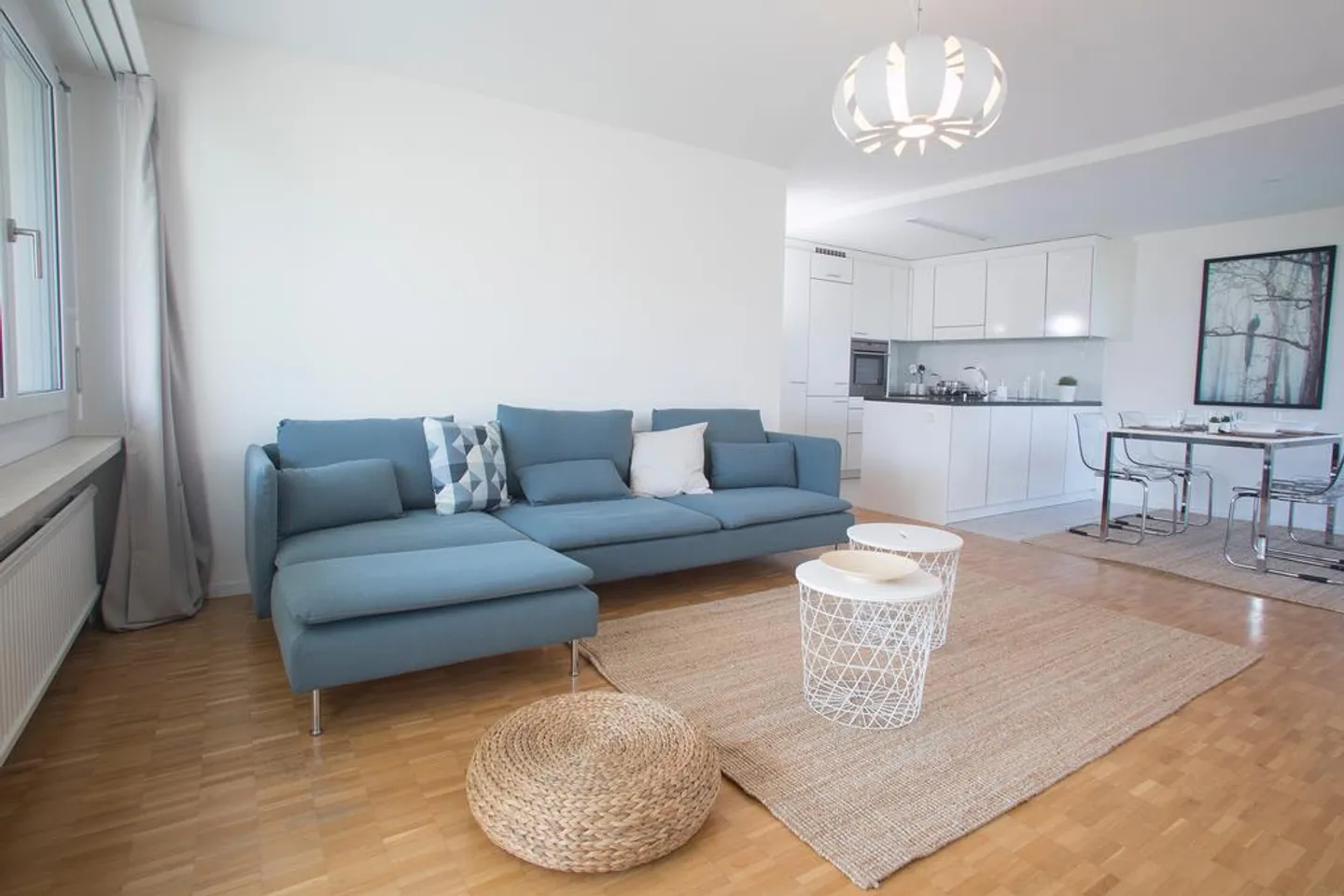 Belle appartement de 3,5 pièces dans la verdure - Photo 3 sur 8