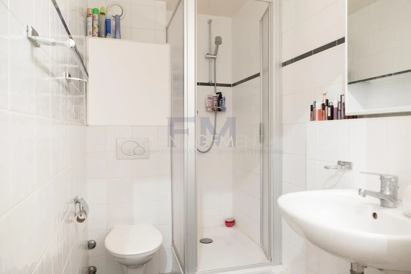Charmant appartement 2 pièces - Photo 3 sur 6