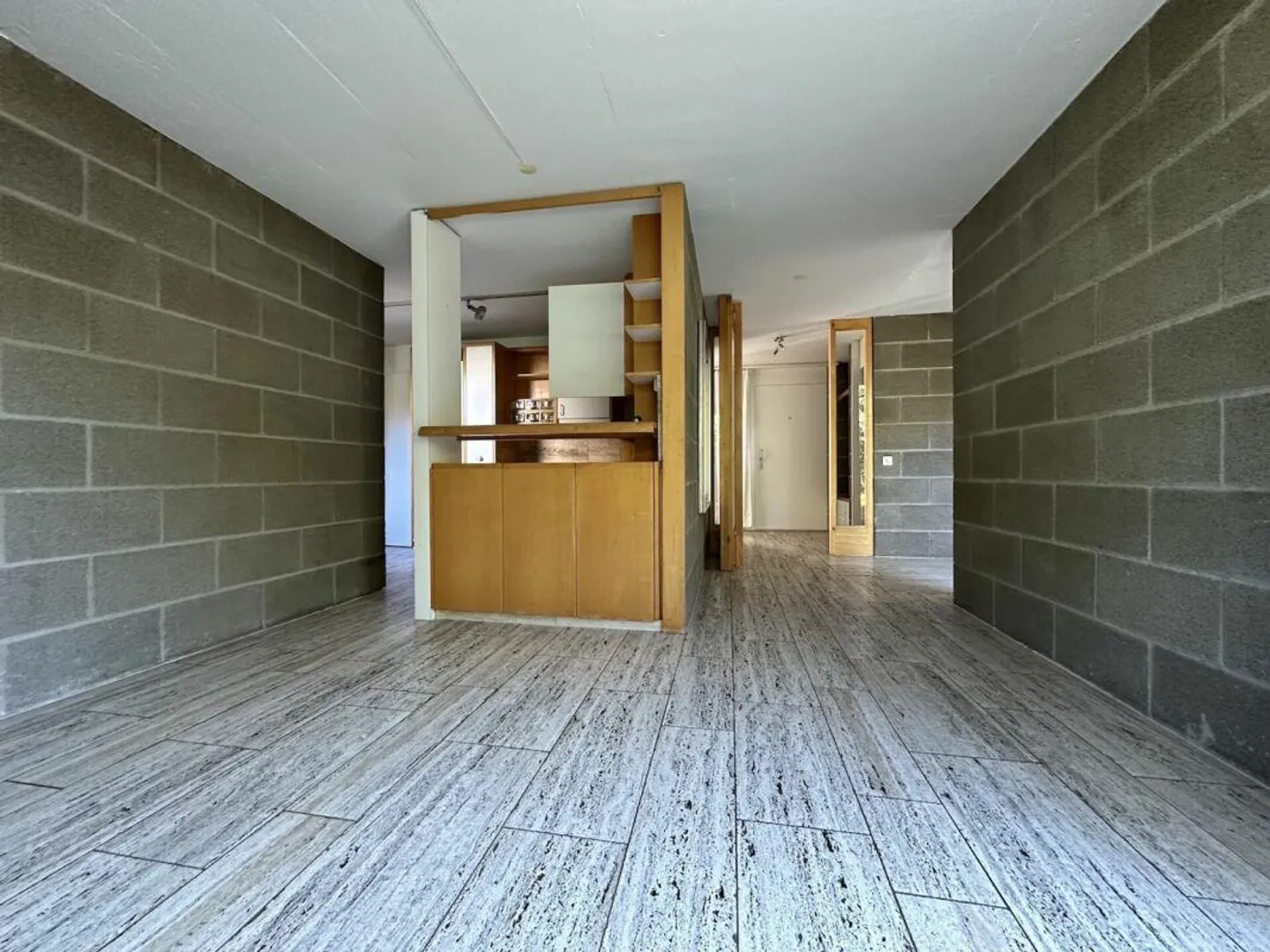 Casa a schiera senza tempo e bella con privacy in una zona residenziale privilegiata - Foto 7 di 13