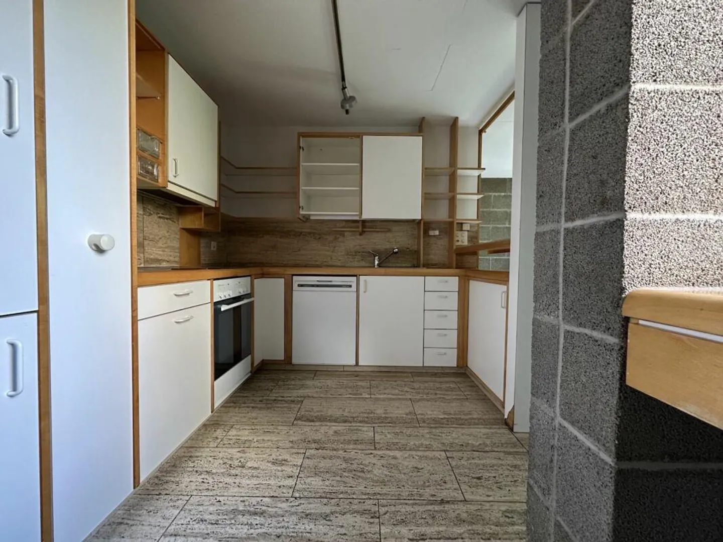 Casa a schiera senza tempo e bella con privacy in una zona residenziale privilegiata - Foto 8 di 13