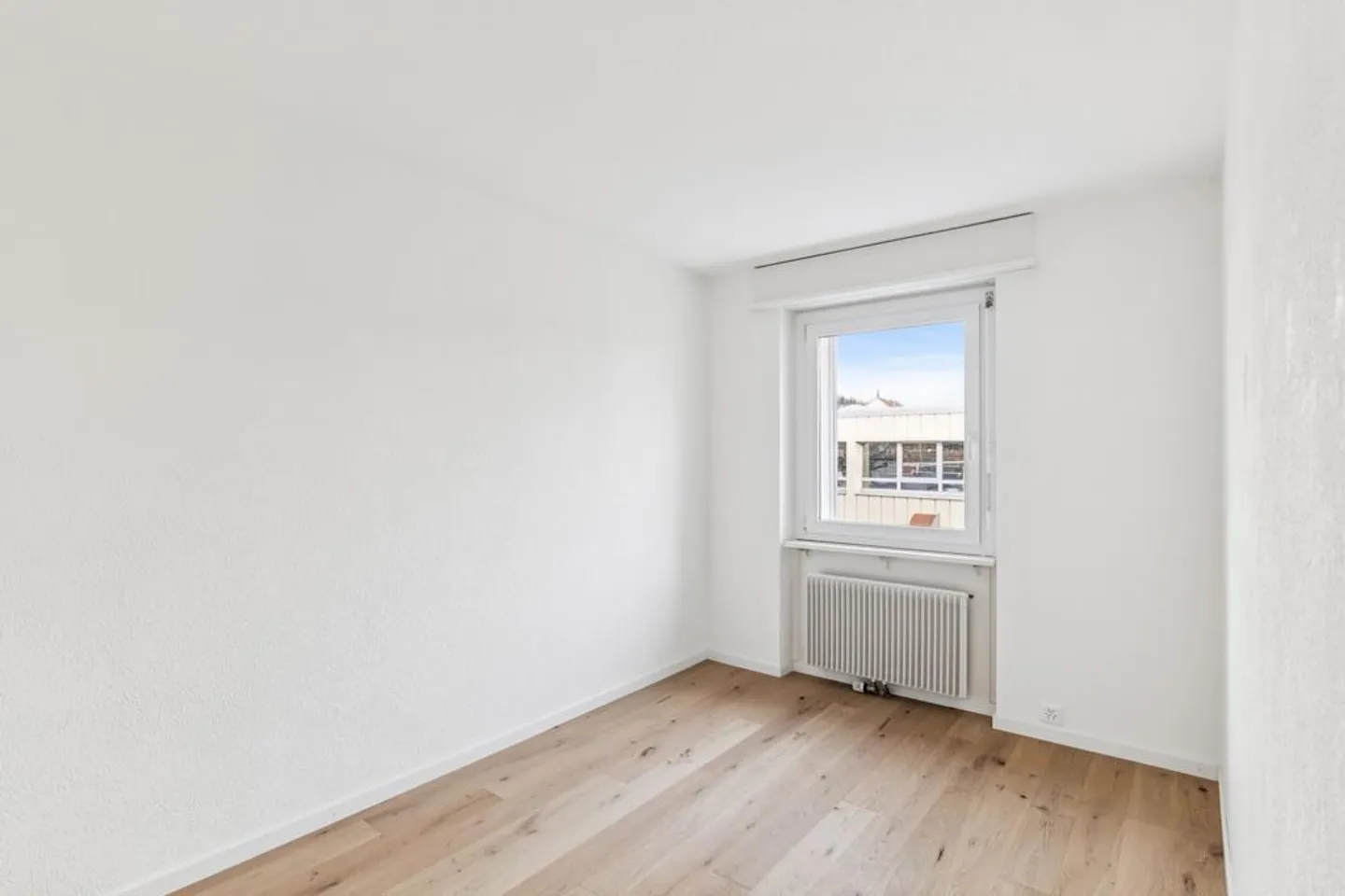 Appartement en Attique Moderne avec Grande Terrasse - Photo 4 sur 5