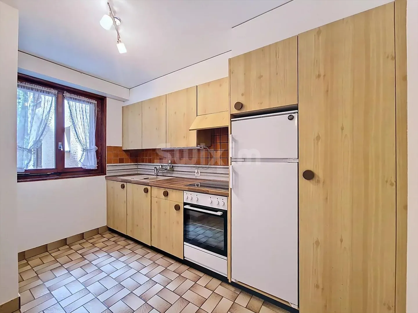 3.5 Room Apartment - Photo 5 of 6