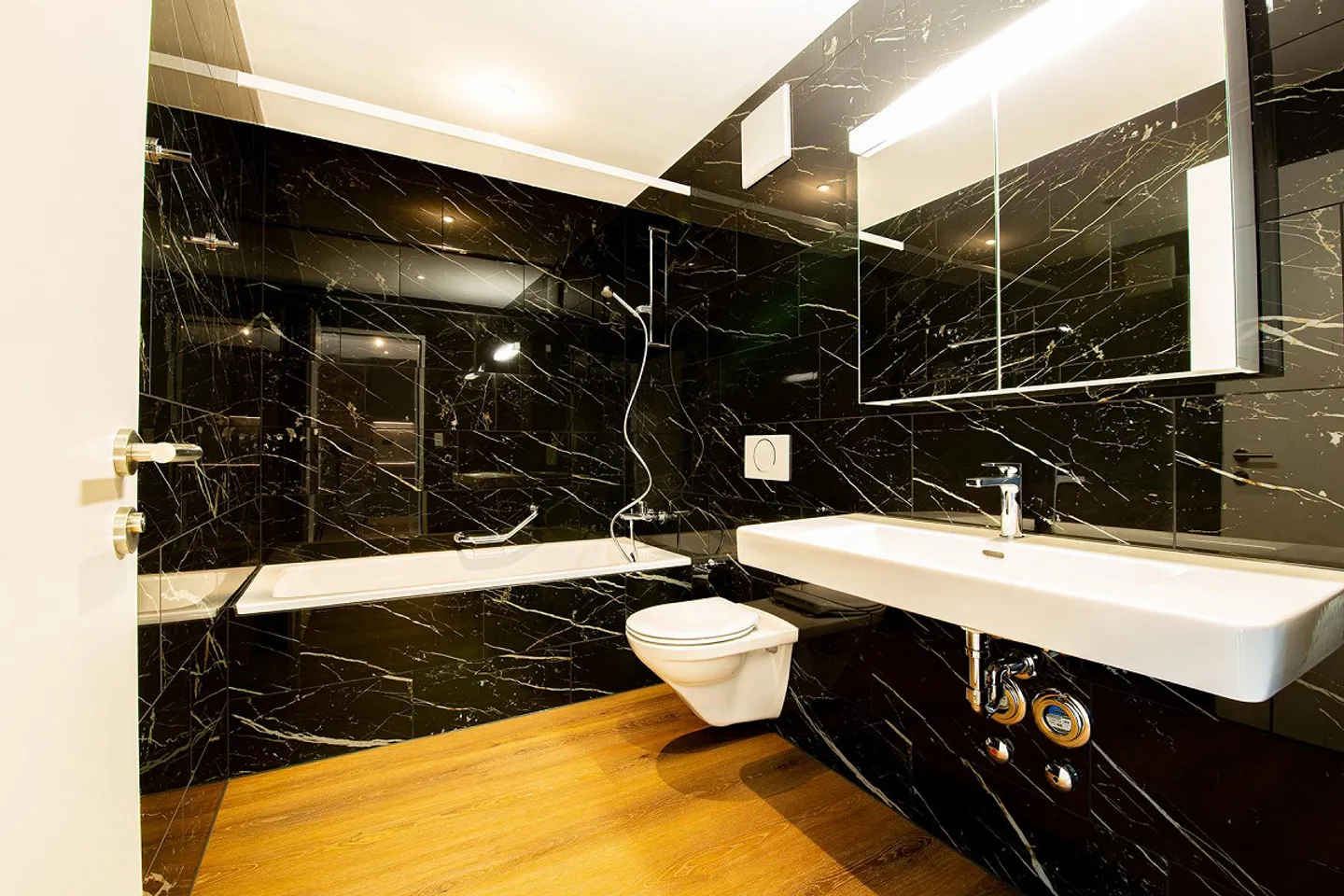 Appartamento moderno vicino a Lange Erlen - Foto 2 di 5