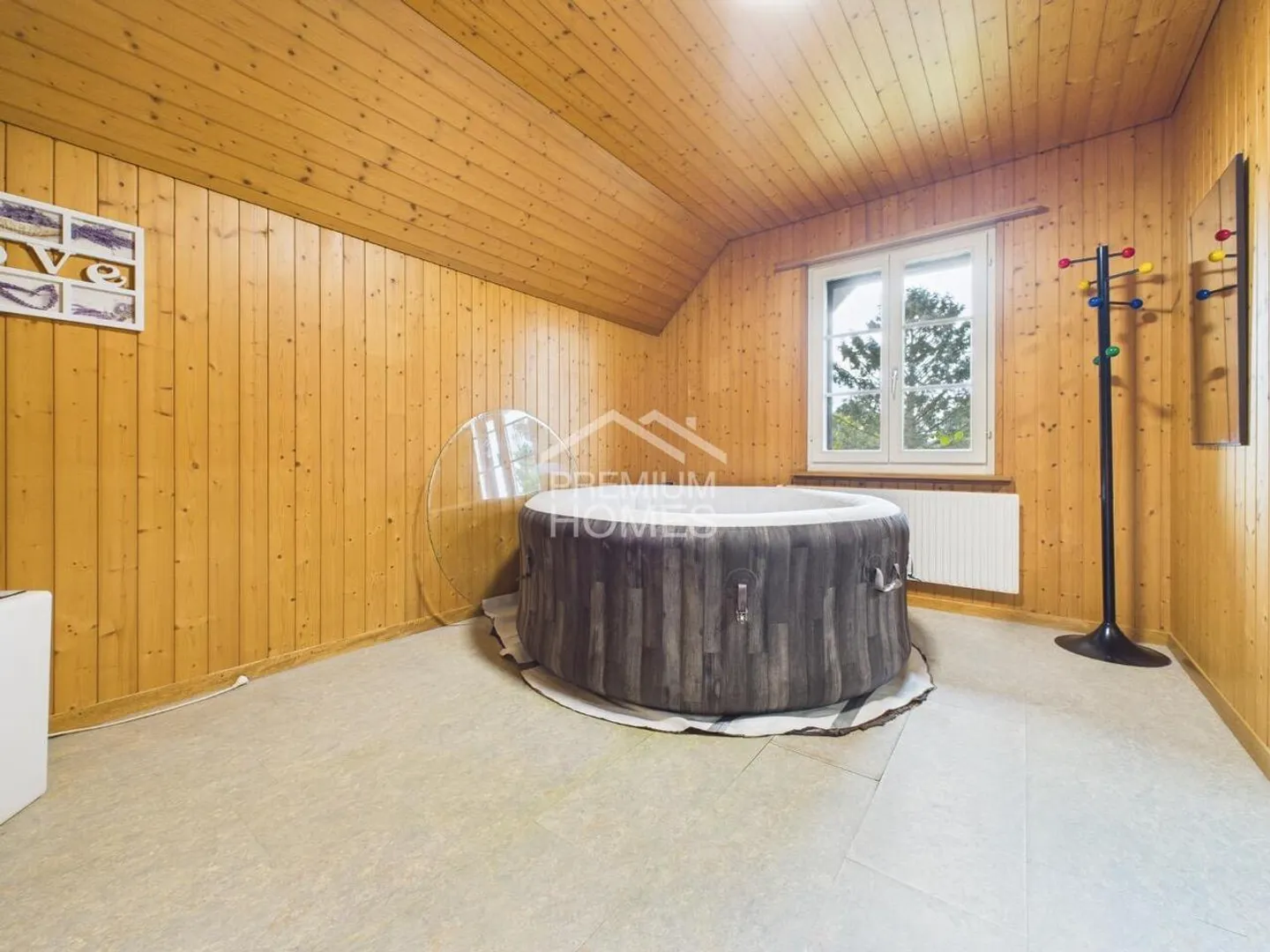 Geräumiges Familienhaus mit Potenzial - Foto 7 von 9