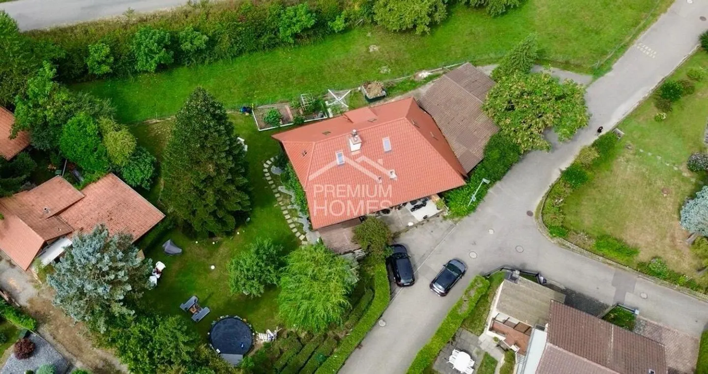 Geräumiges Familienhaus mit Potenzial - Foto 8 von 9